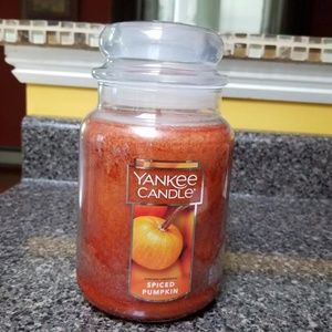 New Yankee Candle Spiced Pumpkin 22 OZ Jar